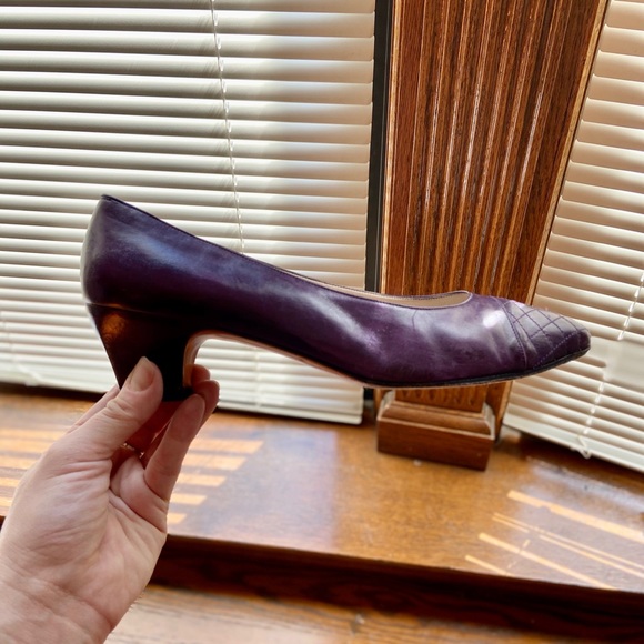 Salvatore Ferragamo Vintage Heels - Picture 3 of 8